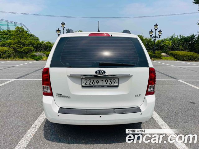 Kia Carnival из Кореи Encar