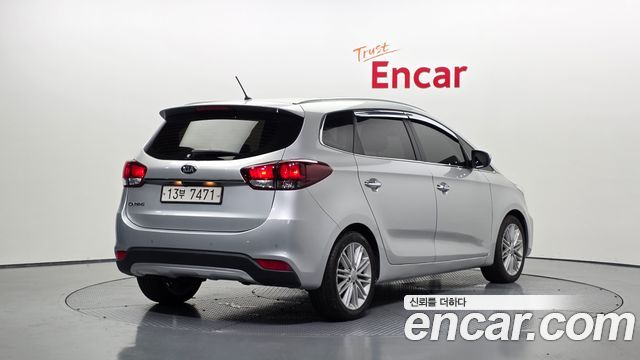 Kia Carens из Кореи Encar