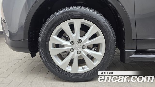 Toyota RAV4 2.5 4WD 4th — пробег 72 756 км — фото 5 из 5