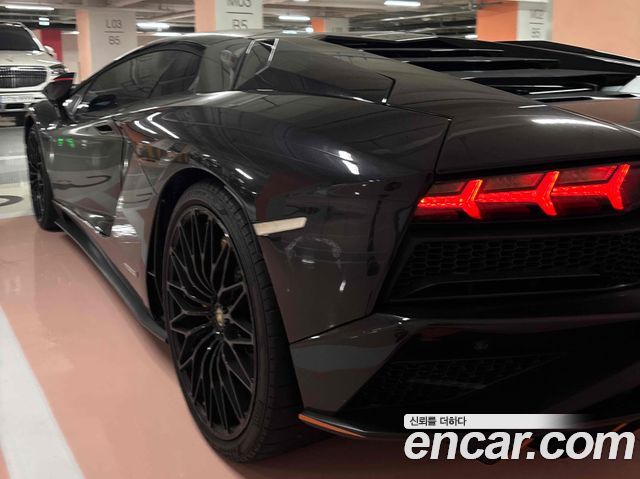 Lamborghini Aventador из Кореи Encar