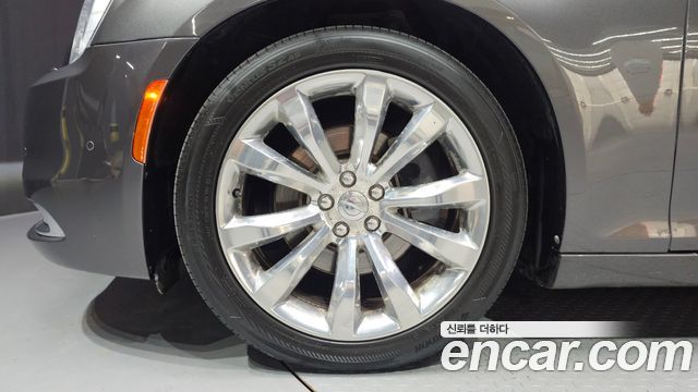 Chrysler 300C 3.6 — пробег 125 437 км — фото 5 из 5